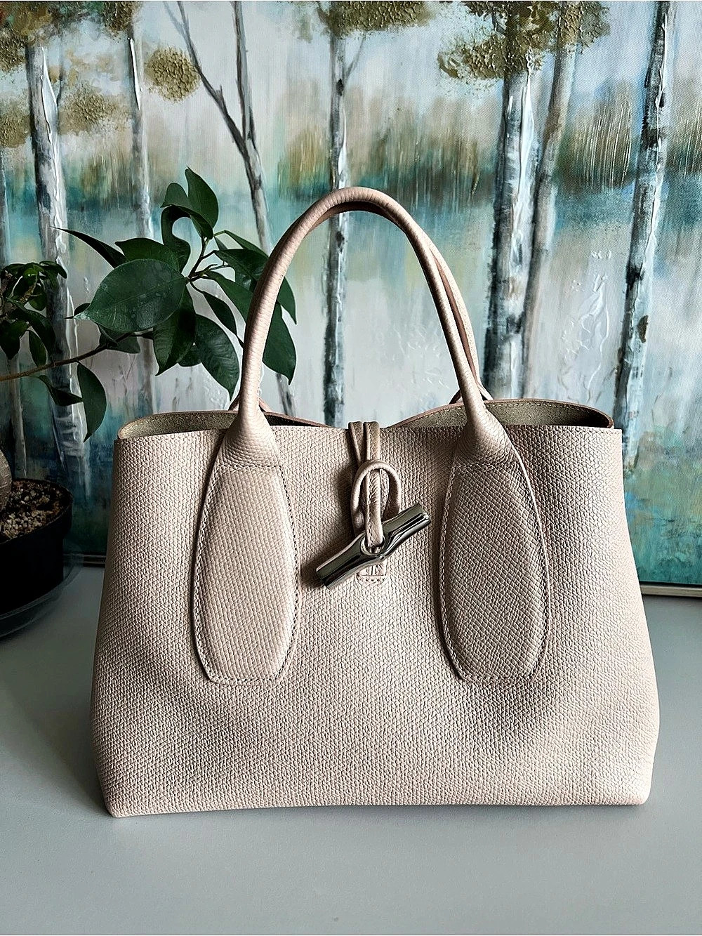 Longchamp Le Roseau Top Handle Bag Le Top Handle Leather Tote in Pink/Nude